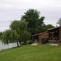 village-vacances-et-camping-du-lac-boulogne-sur-gesse-qskye