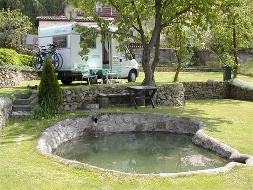 mini-camping-karlovy-varytuhnice-knbvy