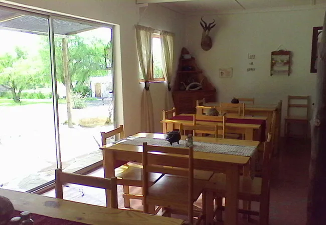 joalani-guest-farm-off-the-n1-victoria-west-zybam