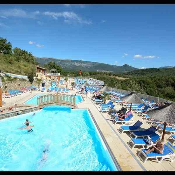 yelloh-village-les-bois-du-chatelas-bourdeaux-drome-imubi