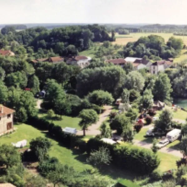 camping-le-colombier-dienville-uqjxg