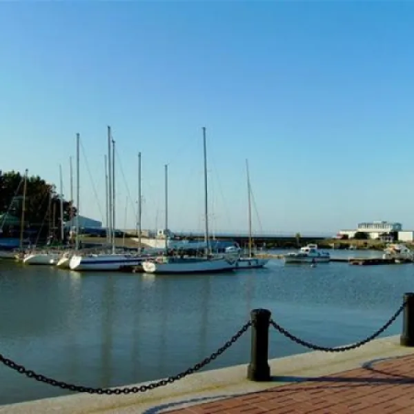 baltic-parking-camping-saintpetersburg-yu4qh