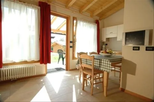 dolomiti-camping-village-dimaro-3w9zf