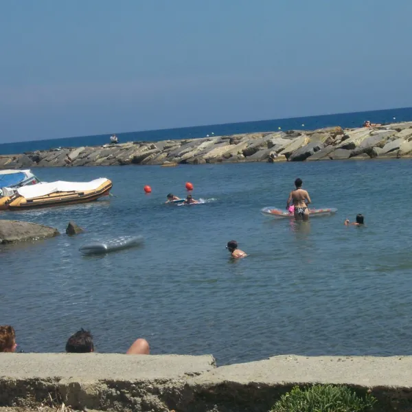 campeggio-del-mare-cervo-hus3t
