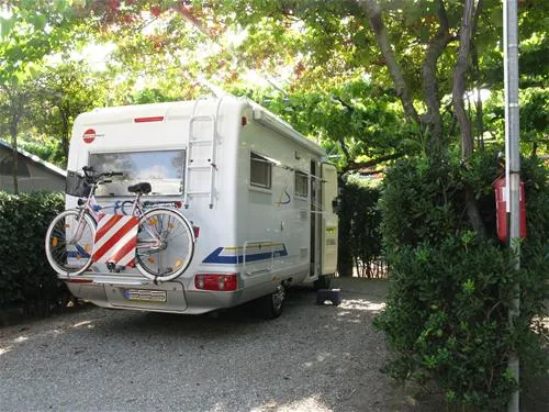campeggio-del-mare-cervo-yfdi4
