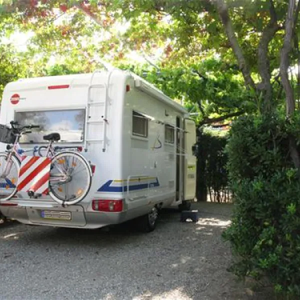 campeggio-del-mare-cervo-yfdi4