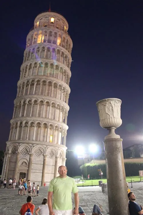 campeggio-torre-pendente-pisa-aaegm