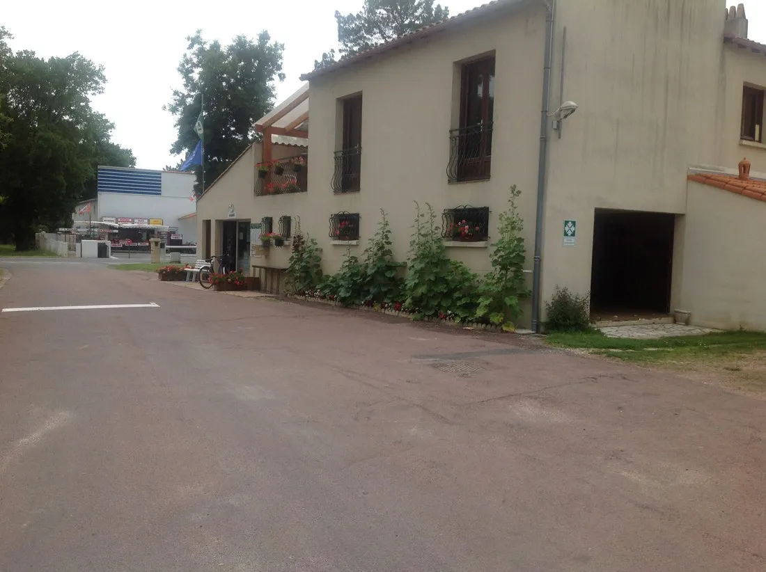 camping-monplaisir-les-mathes-r4xey