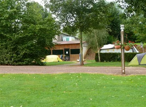 camping-la-tuilerie-vic-sur-seille-zvyvk