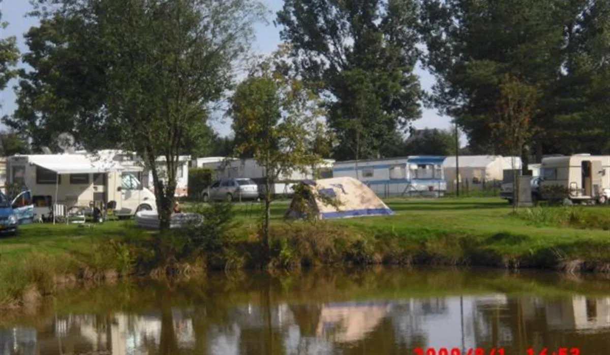 camping-les-3-sources-bivre-vah68