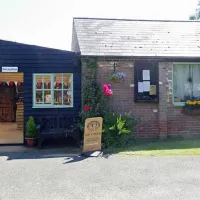 peel-house-farm-caravan-park-polegate-lchhz