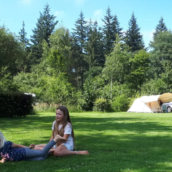 camping-jena-hummelo-tuhrc