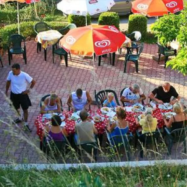 camping-le-papillon-la-cresse-ttw6r