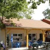 la-roseraie-brugheas-uhltm
