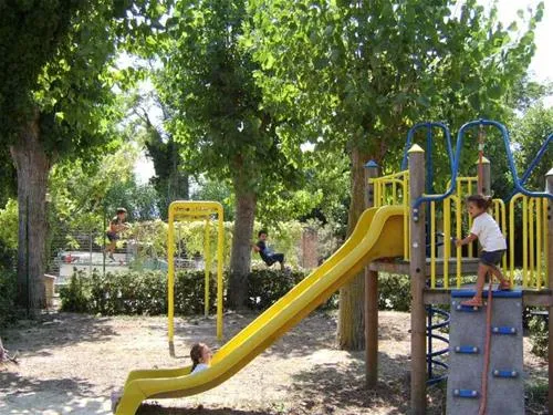 camping-paradise-porto-recanati-izesw