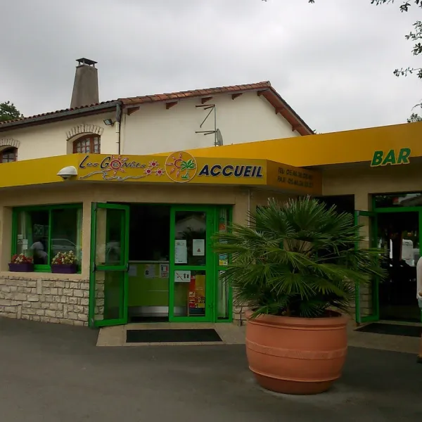 camping-le-mus-de-loup-ronce-les-bains-zcadd