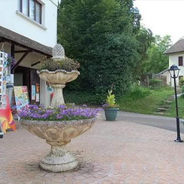 camping-le-chanet-doubs-y9rox