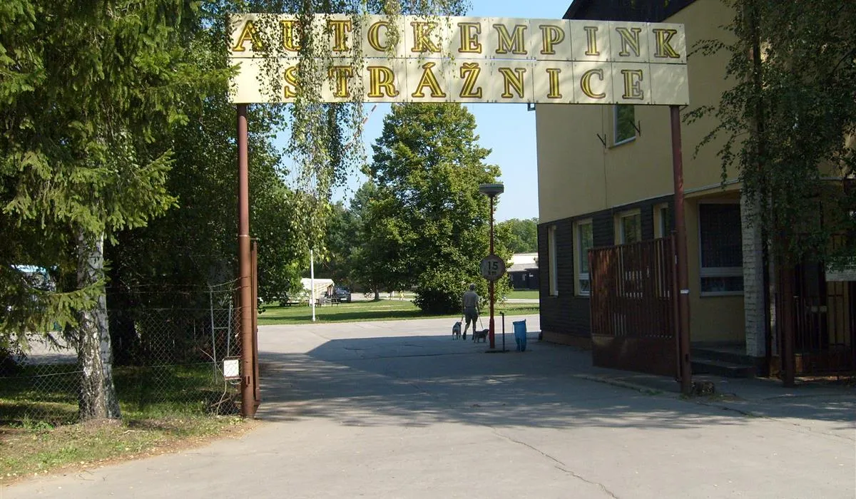 autokempink-straznice-straznice-gsq63