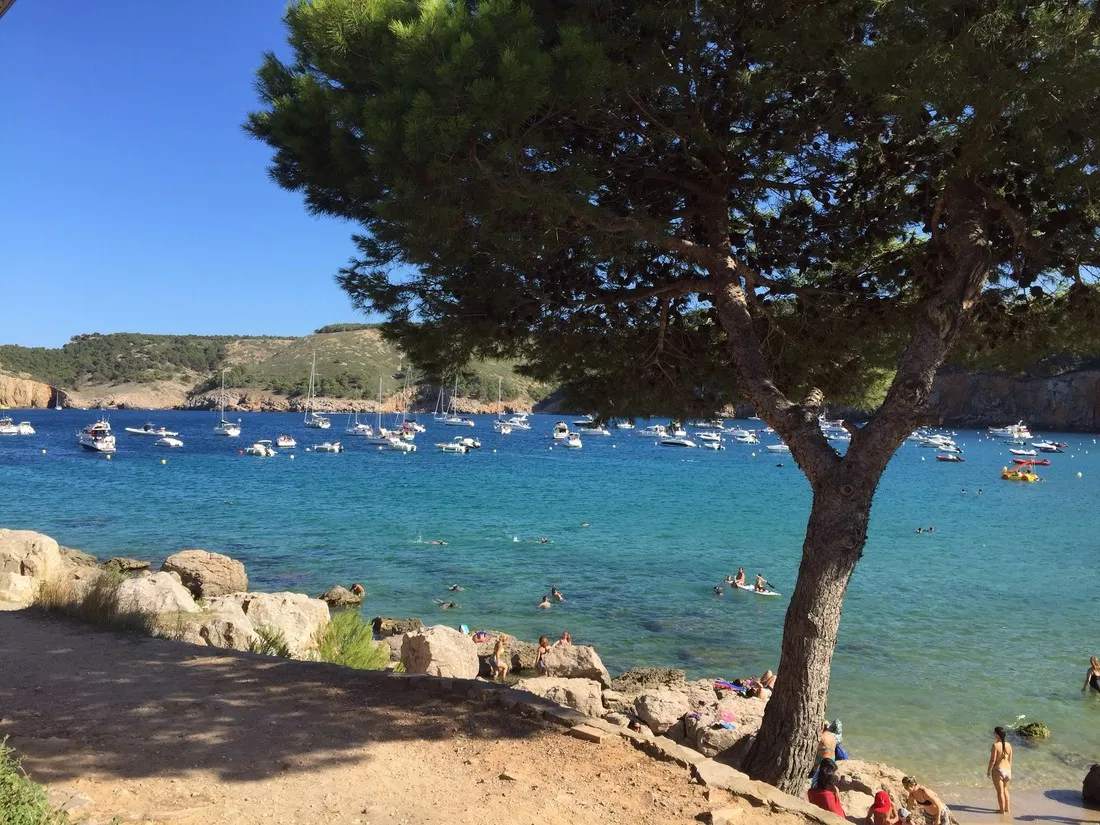 camping-cala-montg-gerona-g37hr
