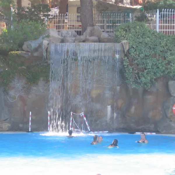 camping-cala-montg-gerona-w2xlu