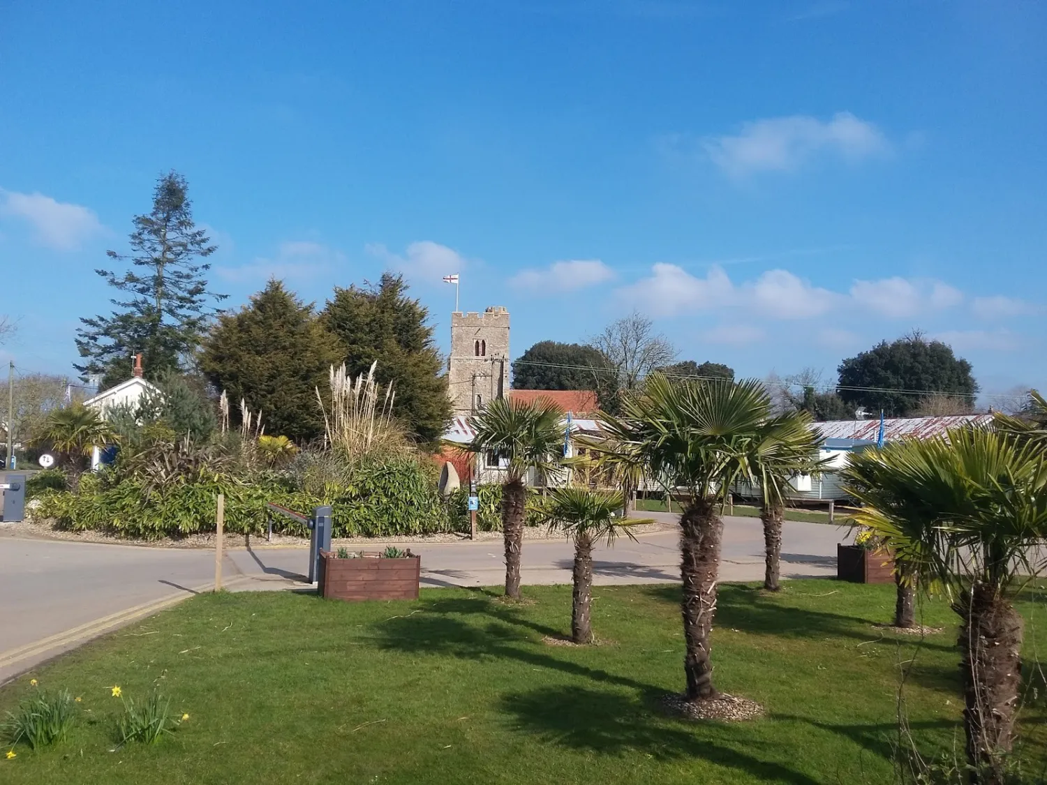 coopers-beach-holiday-park-colchester-qnxqb
