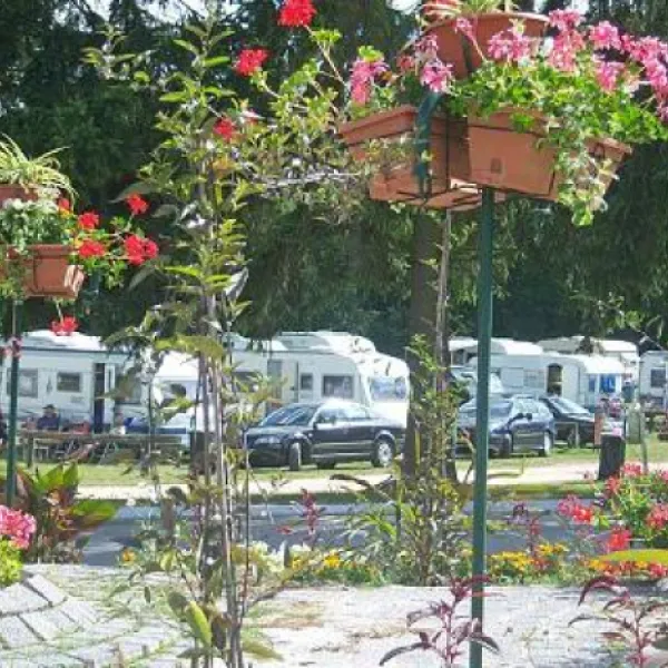 camping-les-petits-pres-dourdan-hia49