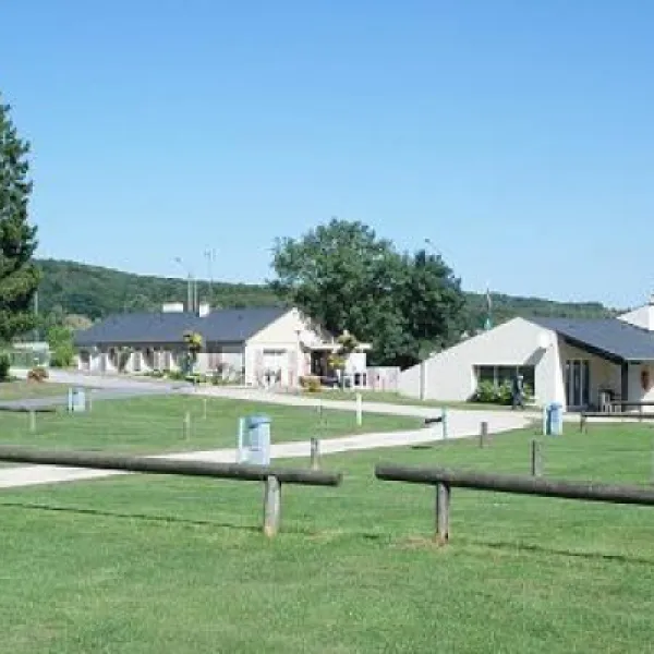 Camping Les Petits Pres