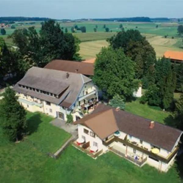 ferienparadies-gut-horn-waging-am-see-b4fbs