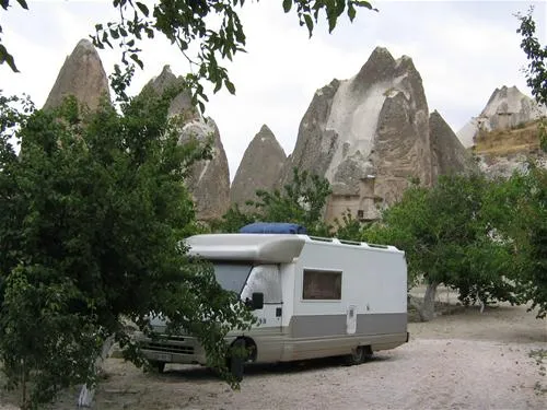 nirvana-cave-camping-goreme-5tb03
