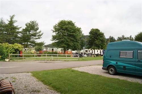 ballater-caravan-park-ballater-cukzu
