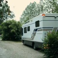 camping-aire-naturelle-le-chalet-verchin-iy1mh