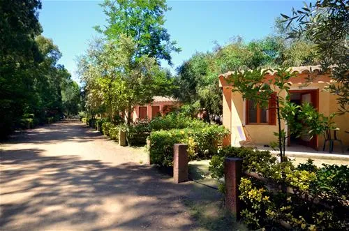 limone-beach-camping-castiadas-secc3
