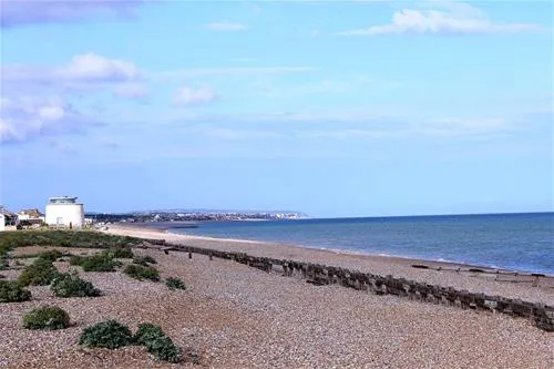 camping-and-caravanning-club-site-normans-bay-pevensey-oaara