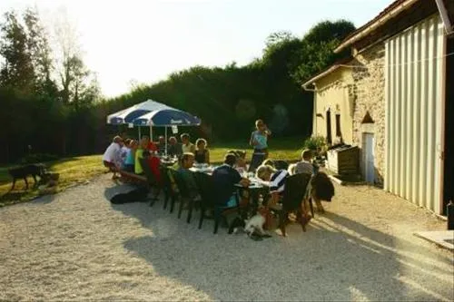 camping-la-soupeze-dournazac-2bblu