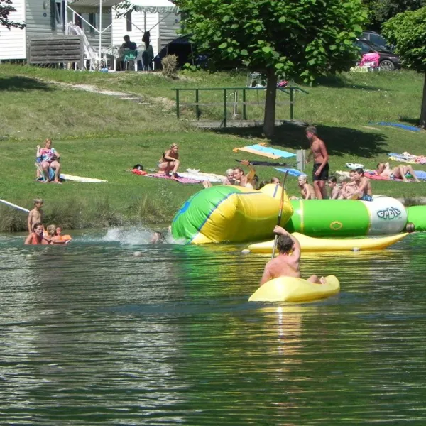 camping-les-2-lacs-beauville-4oiop