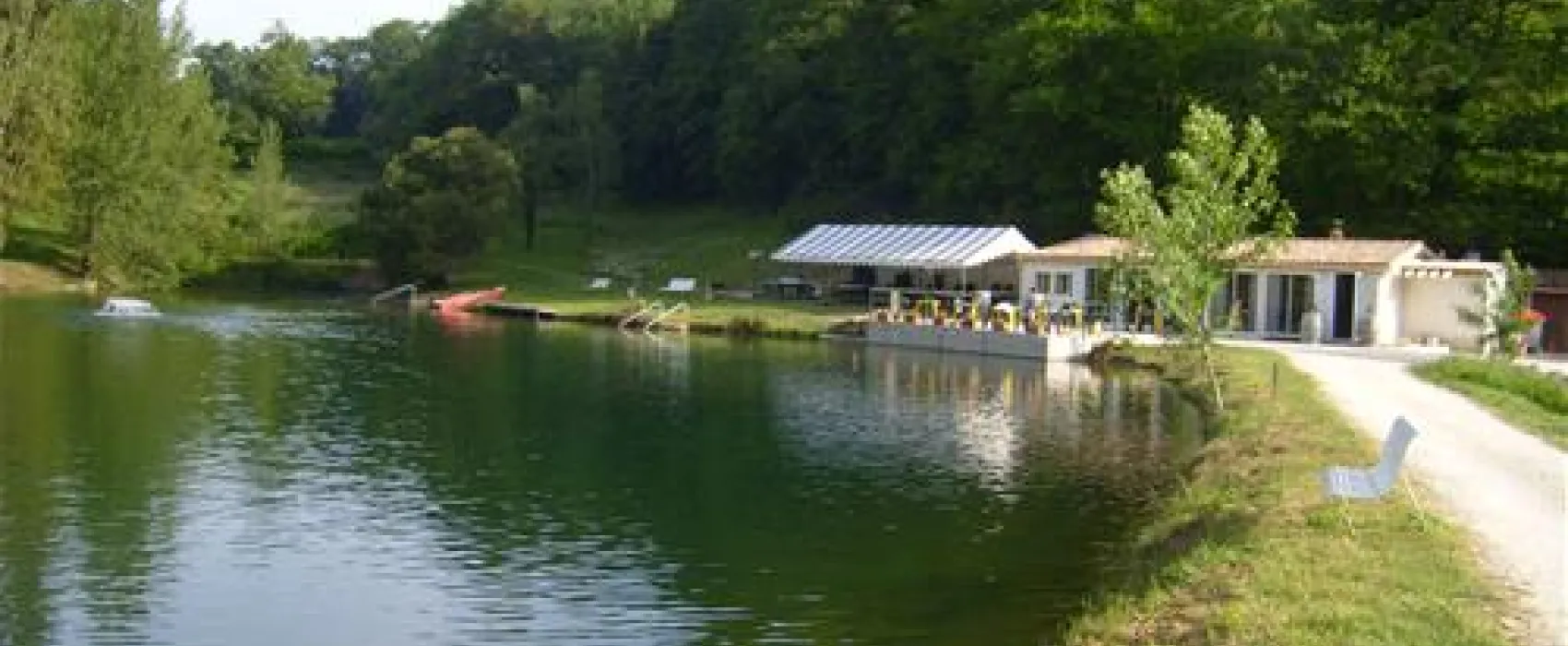 Camping Les 2 Lacs  