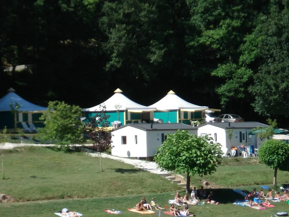 camping-les-2-lacs-beauville-g9jbw