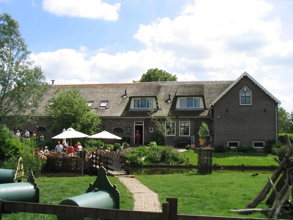 camping-amstelkade-wilnis-loncg