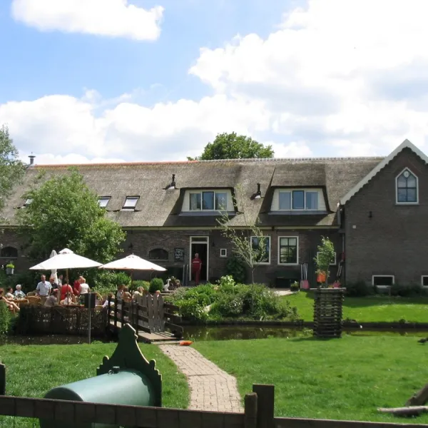 camping-amstelkade-wilnis-loncg