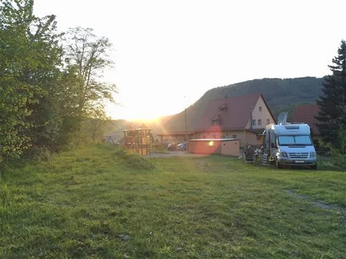 camping-der-naturfreunde-annweiler-am-trifels-uy0c5