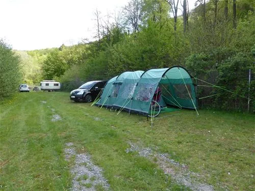 camping-der-naturfreunde-annweiler-am-trifels-wuacl