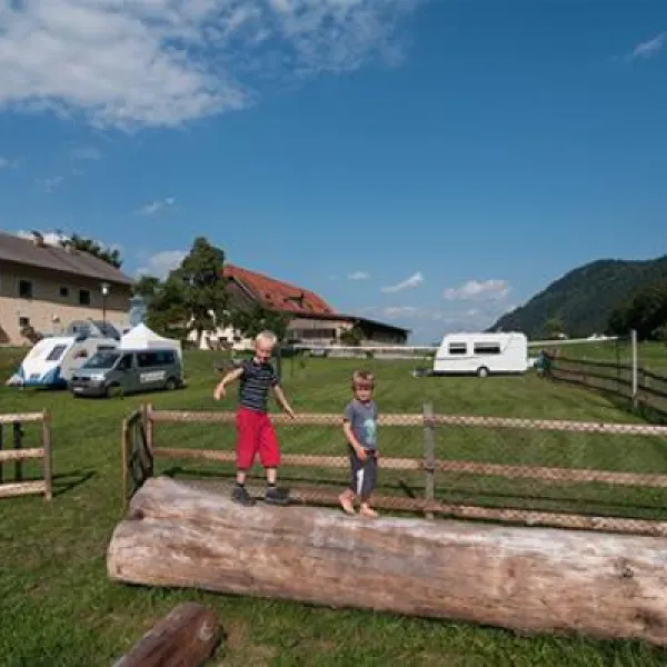 bauernhofcamping-prefelnig-ossiach-cv1mi