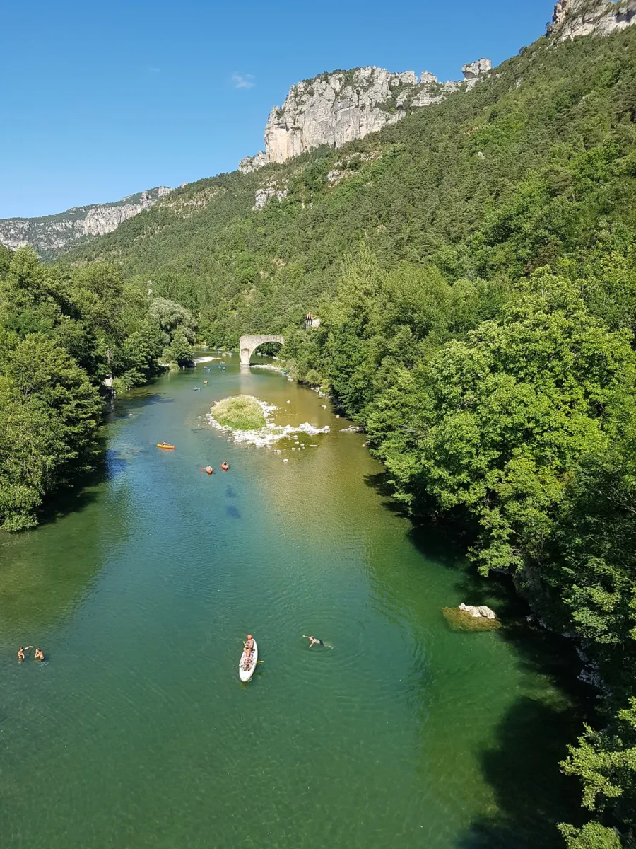 camping-saintpal-son-parc-longue-legue-mostujouls-ckbmk
