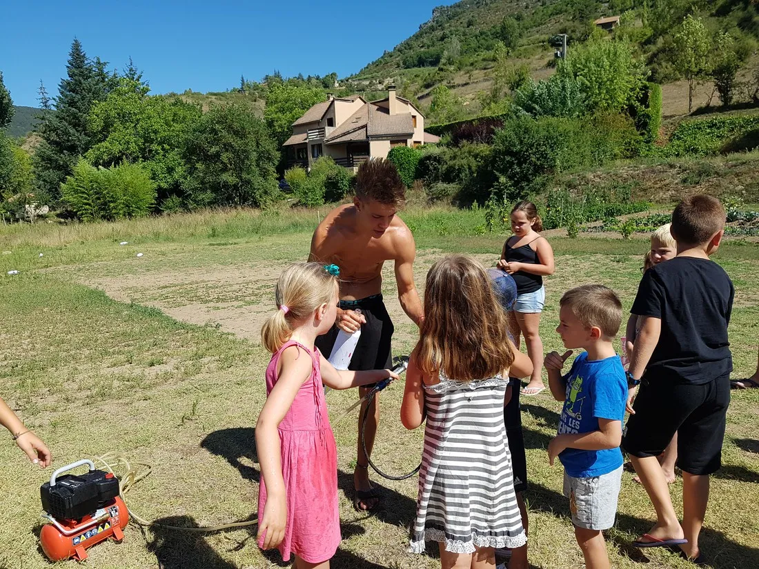 camping-saintpal-son-parc-longue-legue-mostujouls-euc5r