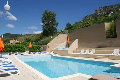 camping-saintpal-son-parc-longue-legue-mostujouls-prepf