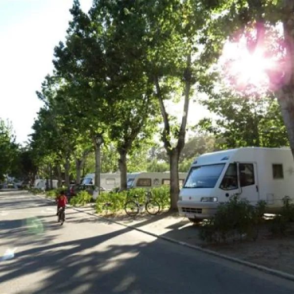 camping-caravaning-marbella-playa-marbella-voz85