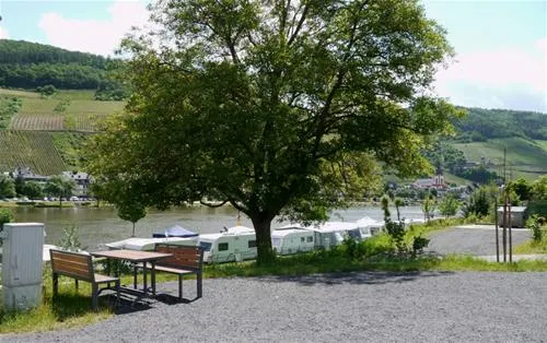 campingpark-zellmosel-zellkaimt-mosel-akx4w