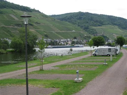 campingpark-zellmosel-zellkaimt-mosel-ra1yu