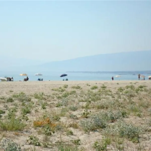 campsite-variko-beach-variko-prqgs