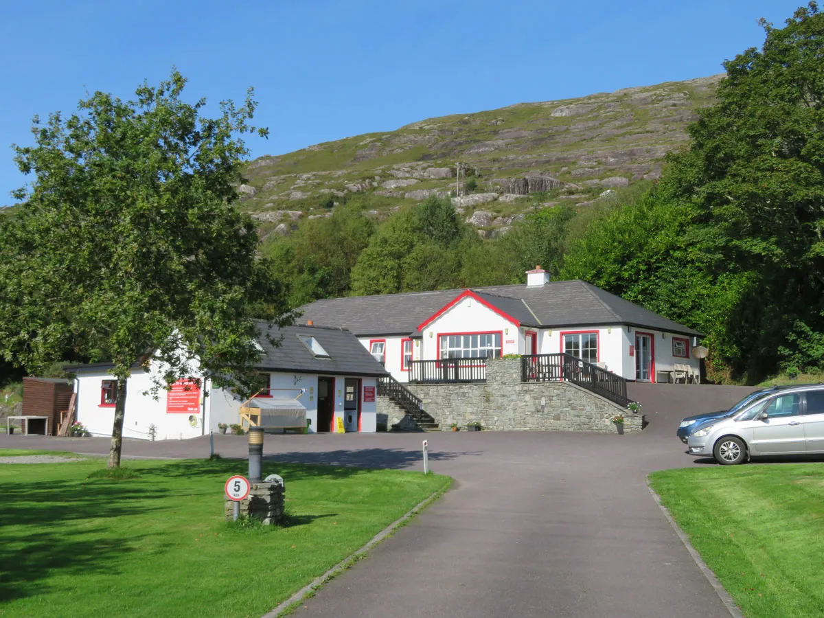 hungry-hill-lodge-hostel-camping-adrigole-zjapn
